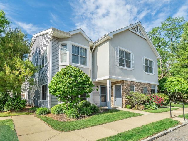 87 Pond View Drive, Port Washington, NY 11050