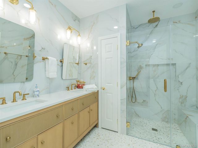 87 Pond View Drive, Port Washington, NY 11050