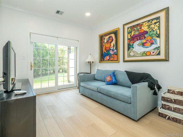 87 Pond View Drive, Port Washington, NY 11050