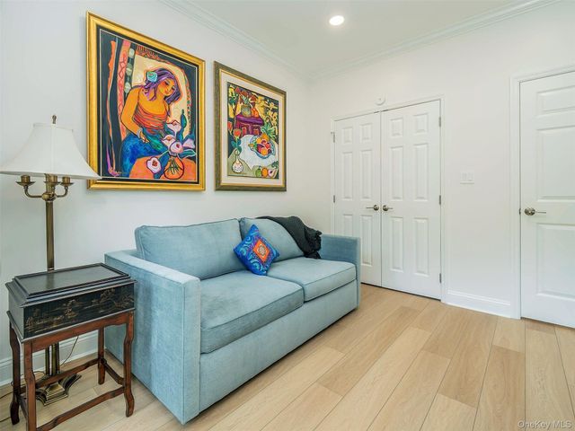87 Pond View Drive, Port Washington, NY 11050