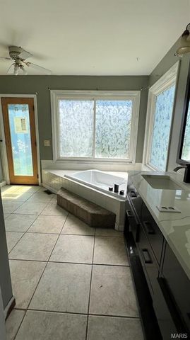 15645 Chaste Street, Florissant, MO 63034