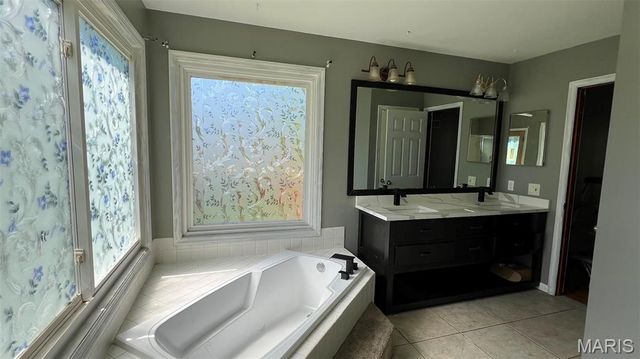 15645 Chaste Street, Florissant, MO 63034