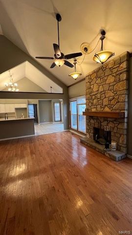 15645 Chaste Street, Florissant, MO 63034