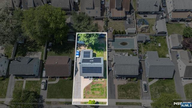 71 Wingra Avenue, Rutherford, NJ 07070