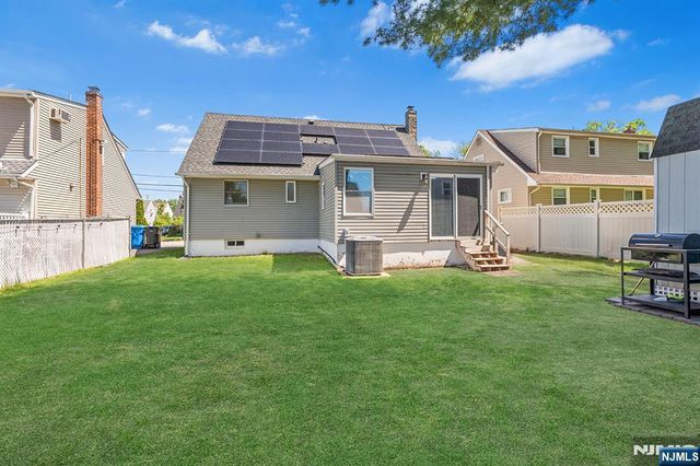 71 Wingra Avenue, Rutherford, NJ 07070