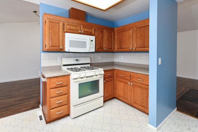 741 William Ct, Napa, CA 94558