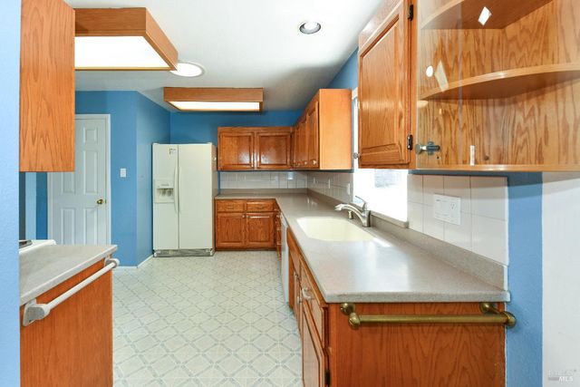 741 William Ct, Napa, CA 94558