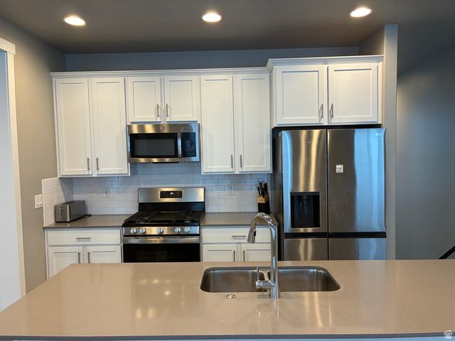 11539 S BINGHAM RIM RD, South Jordan, UT 84009