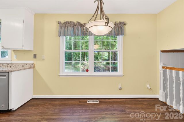 1511 Ormsby Court, Charlotte, NC 28211
