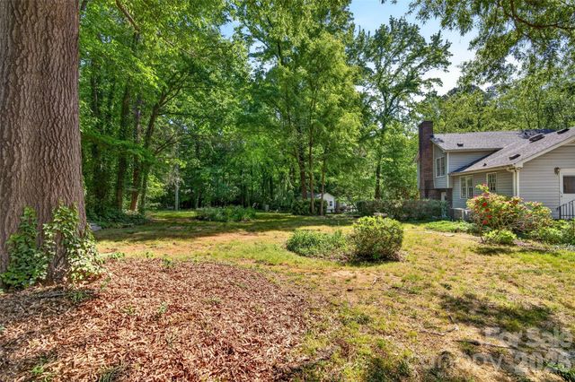 1511 Ormsby Court, Charlotte, NC 28211