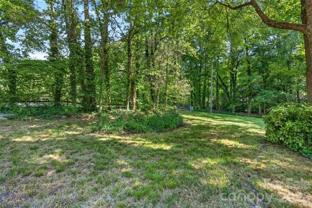 1511 Ormsby Court, Charlotte, NC 28211