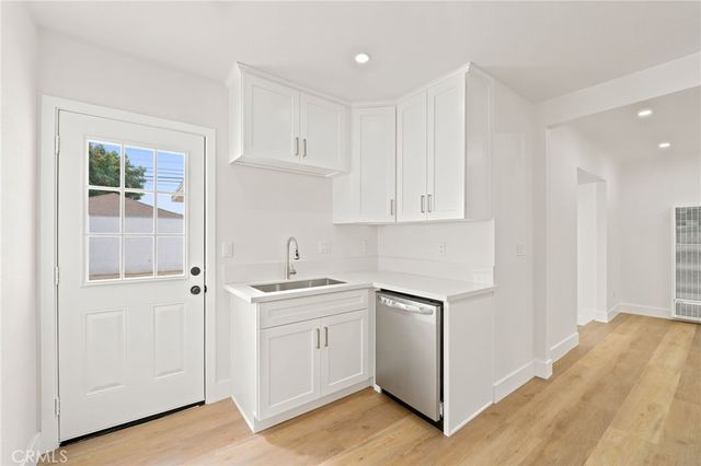3726 E Iva, Compton, CA 90221