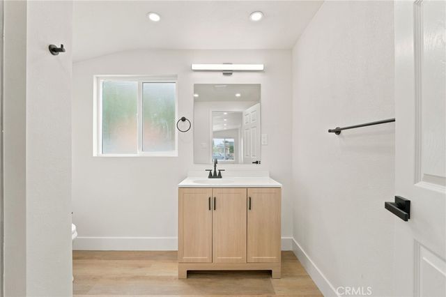 3726 E Iva, Compton, CA 90221