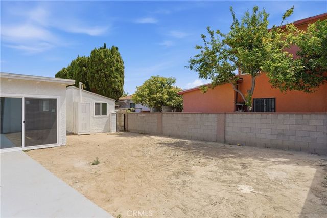 3726 E Iva, Compton, CA 90221