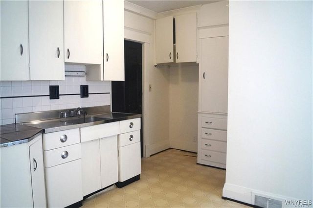 903 Amherst Street, Buffalo, NY 14216