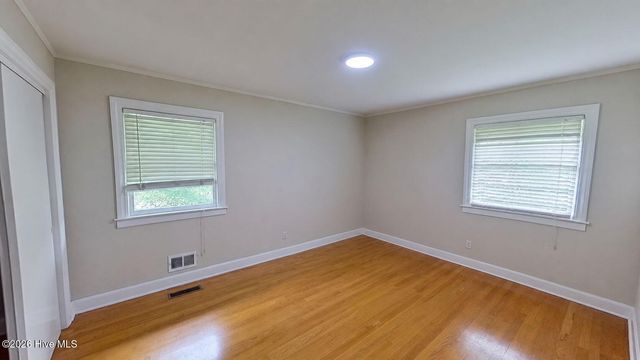 214 Huntington Road, Wilmington, NC 28403