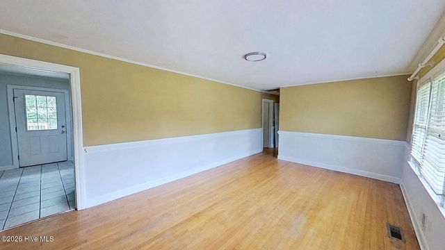 214 Huntington Road, Wilmington, NC 28403