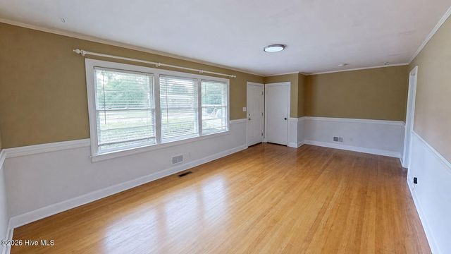 214 Huntington Road, Wilmington, NC 28403