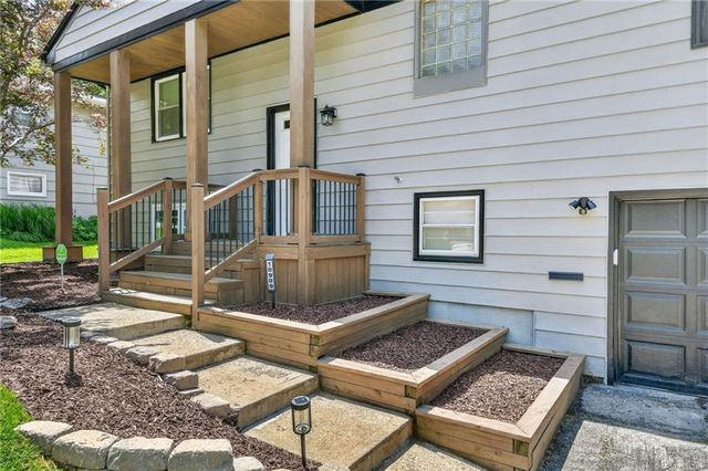 10909 W 72nd Terrace, Shawnee, KS 66203