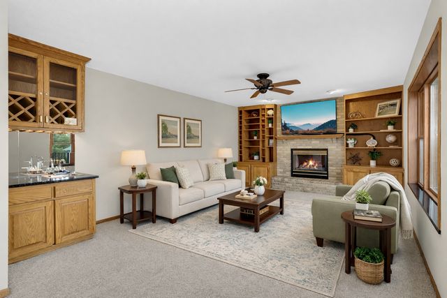 17704 Icon Trail, Lakeville, MN 55044