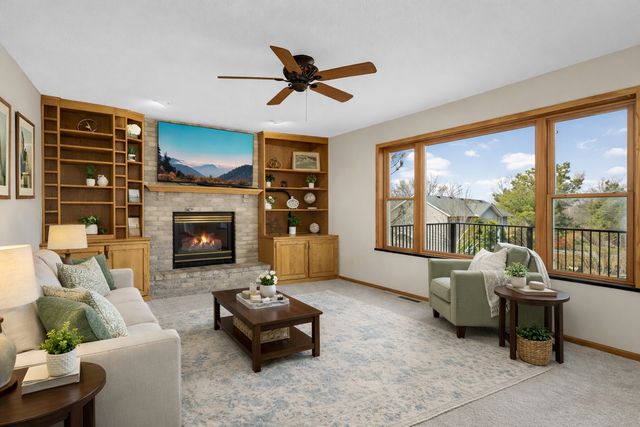 17704 Icon Trail, Lakeville, MN 55044