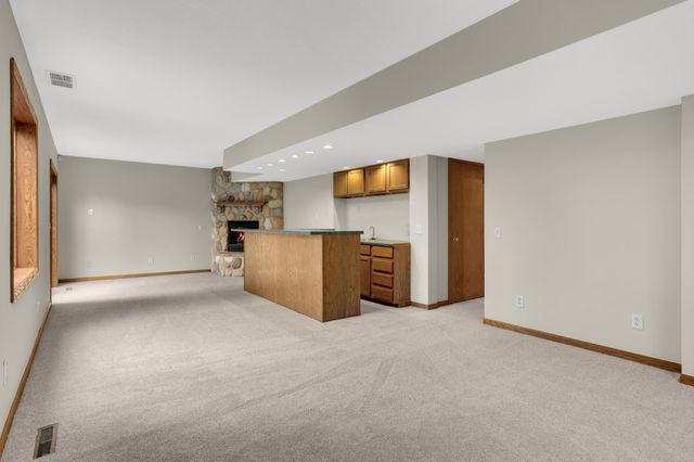 17704 Icon Trail, Lakeville, MN 55044