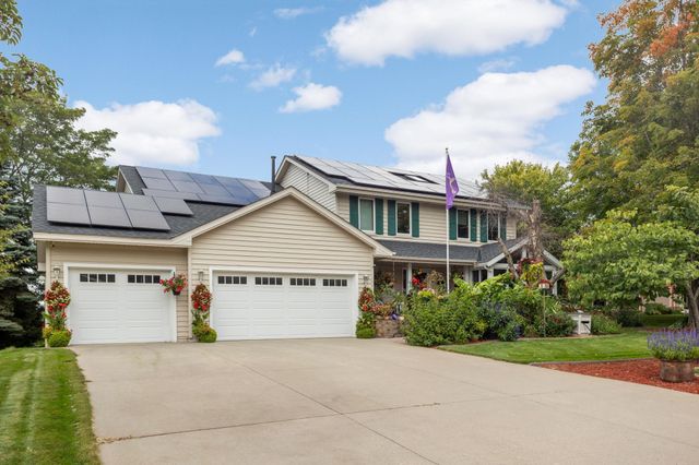 17704 Icon Trail, Lakeville, MN 55044