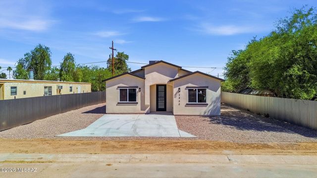 2850 W Carnauba Street, Tucson, AZ 85705