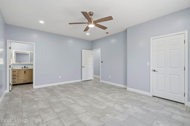 2850 W Carnauba Street, Tucson, AZ 85705