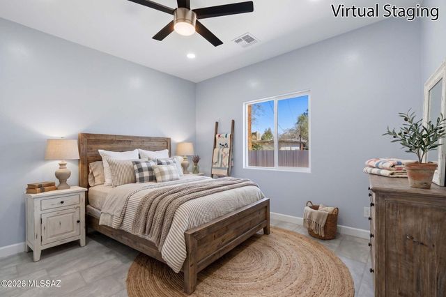 2850 W Carnauba Street, Tucson, AZ 85705