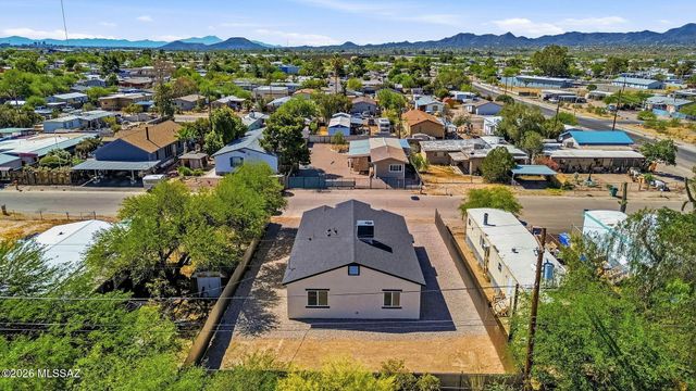 2850 W Carnauba Street, Tucson, AZ 85705