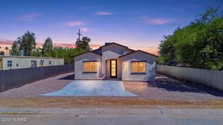 2850 W Carnauba Street, Tucson, AZ 85705