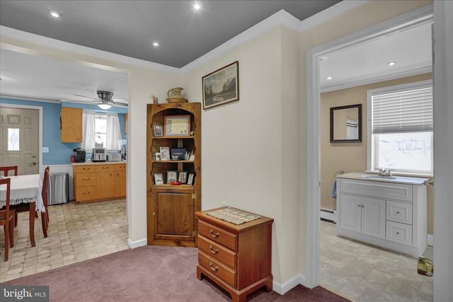 64 W WESNER RD, Blandon, PA 19510