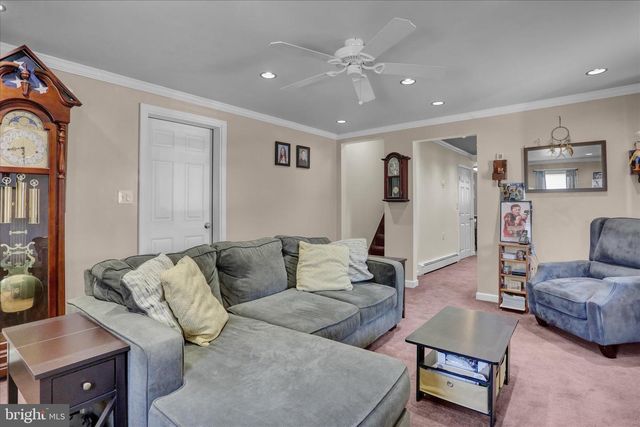 64 W WESNER RD, Blandon, PA 19510