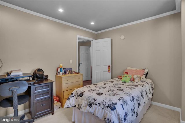 64 W WESNER RD, Blandon, PA 19510