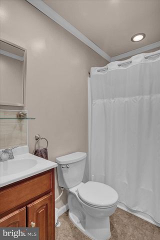 64 W WESNER RD, Blandon, PA 19510