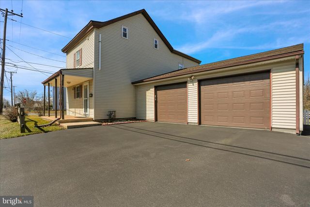 64 W WESNER RD, Blandon, PA 19510