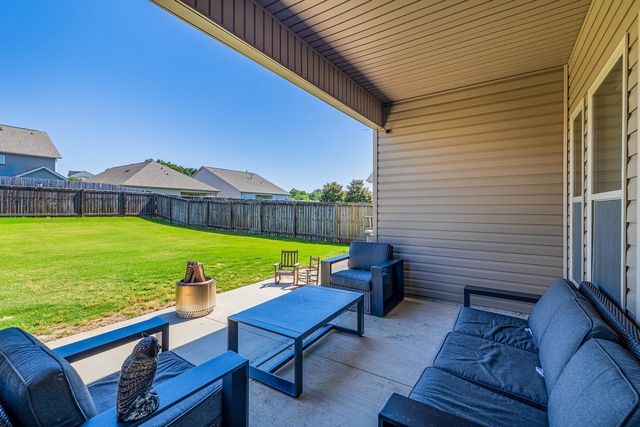 893 Deepwood Court, Boiling Springs, SC 29316