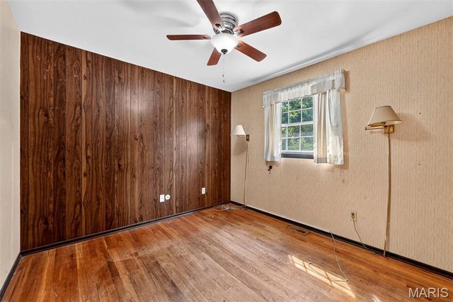 908 Devonshire Lane, St Charles, MO 63301