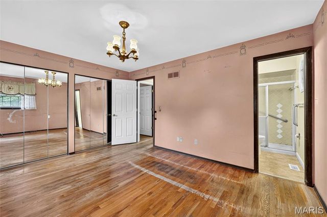 908 Devonshire Lane, St Charles, MO 63301