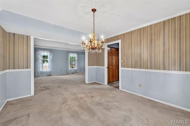 908 Devonshire Lane, St Charles, MO 63301
