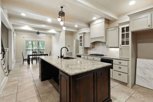 2905 Woodsgate Drive, Little Rock, AR 72211