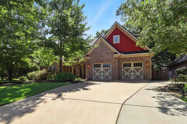 2905 Woodsgate Drive, Little Rock, AR 72211