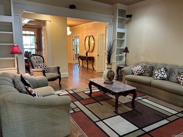 2905 Woodsgate Drive, Little Rock, AR 72211