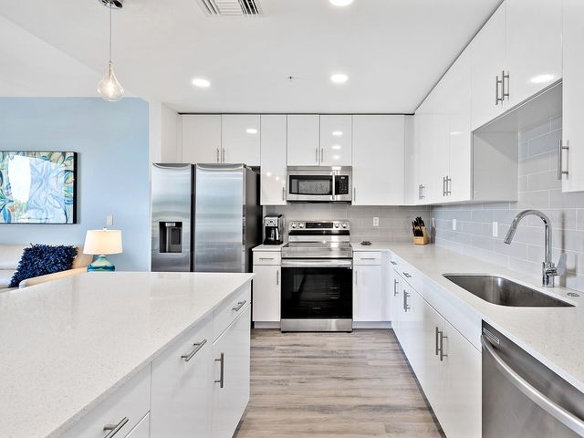 1709 N TAMIAMI TRAIL 318, Sarasota, FL 34234