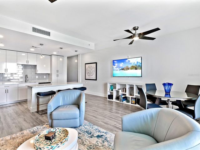 1709 N TAMIAMI TRAIL 318, Sarasota, FL 34234