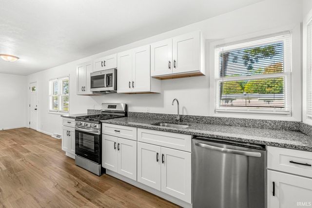 1701 Kilbourn Street, Elkhart, IN 46514
