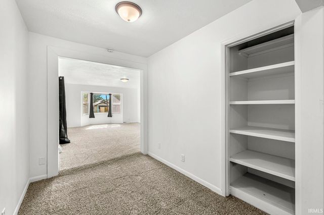 1701 Kilbourn Street, Elkhart, IN 46514