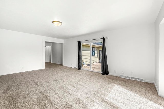 1701 Kilbourn Street, Elkhart, IN 46514