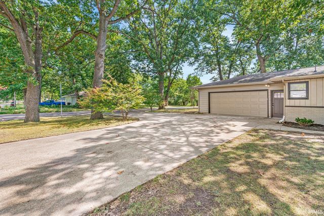 1701 Kilbourn Street, Elkhart, IN 46514